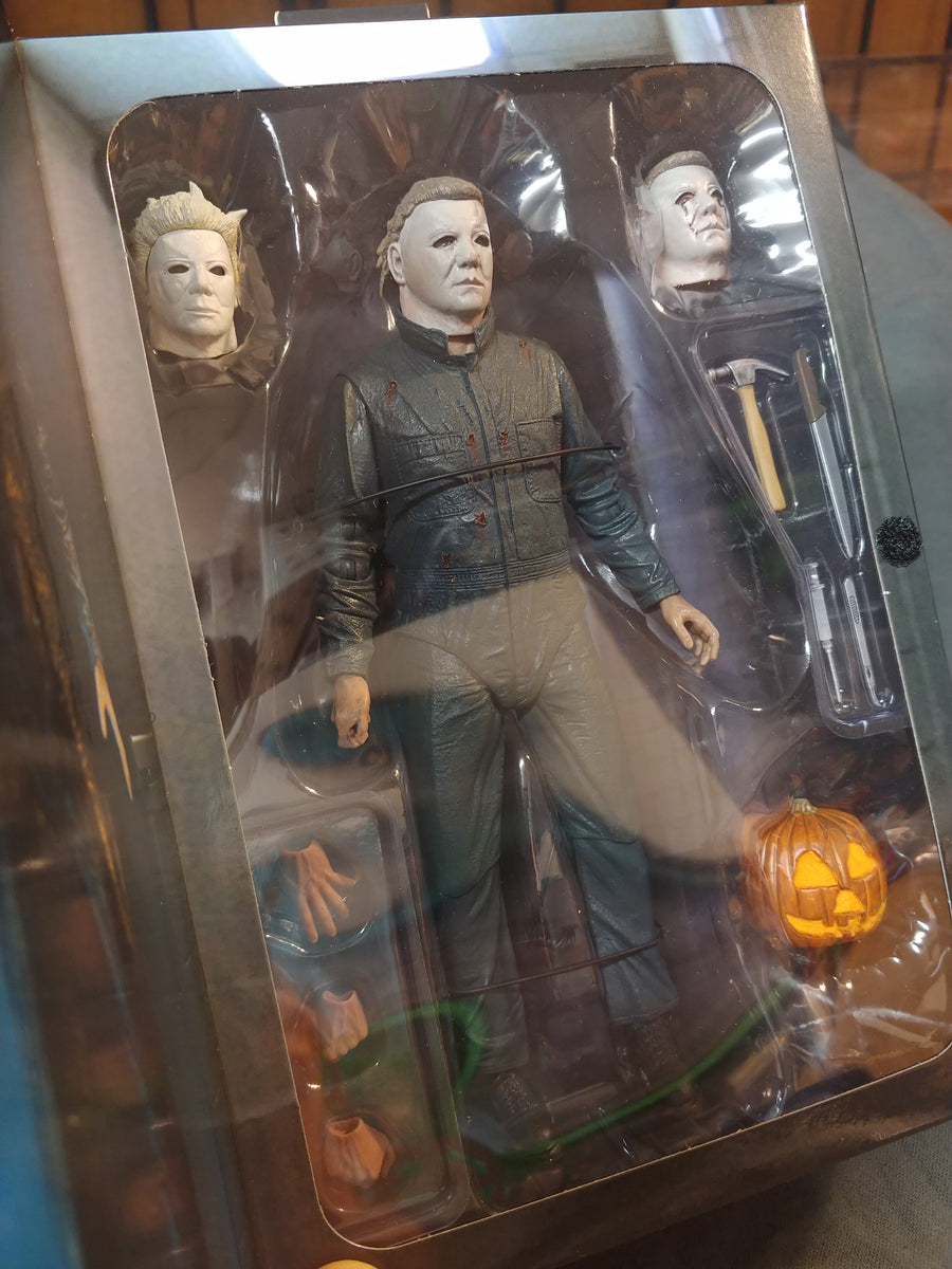 NECA Halloween 2 offers Michael Myers